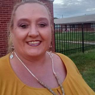 Escort nebo hledám milence v okolí